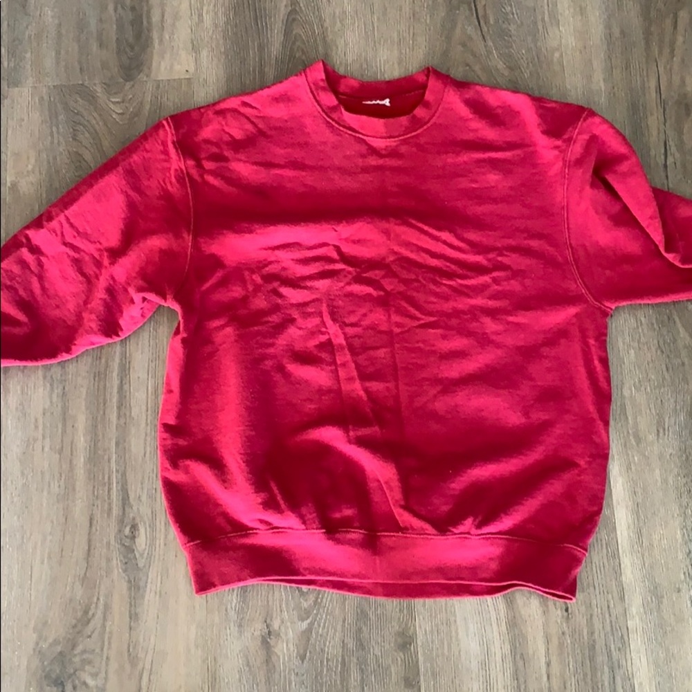 Red pull over